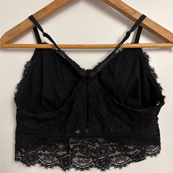 Aerie black eyelash lace racerback bralette, size large - Picture 6 of 7